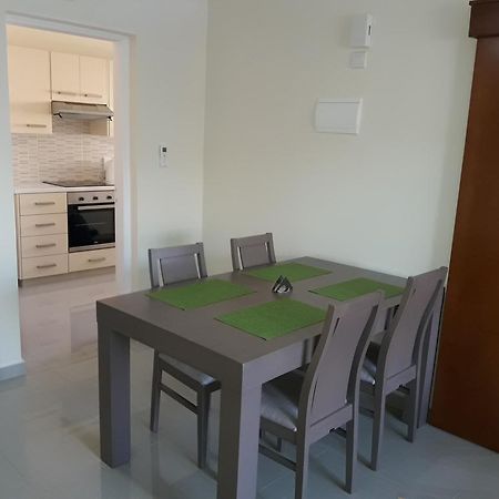 44 Tsimintia Court Apartment ลาร์นาคา ภายนอก รูปภาพ