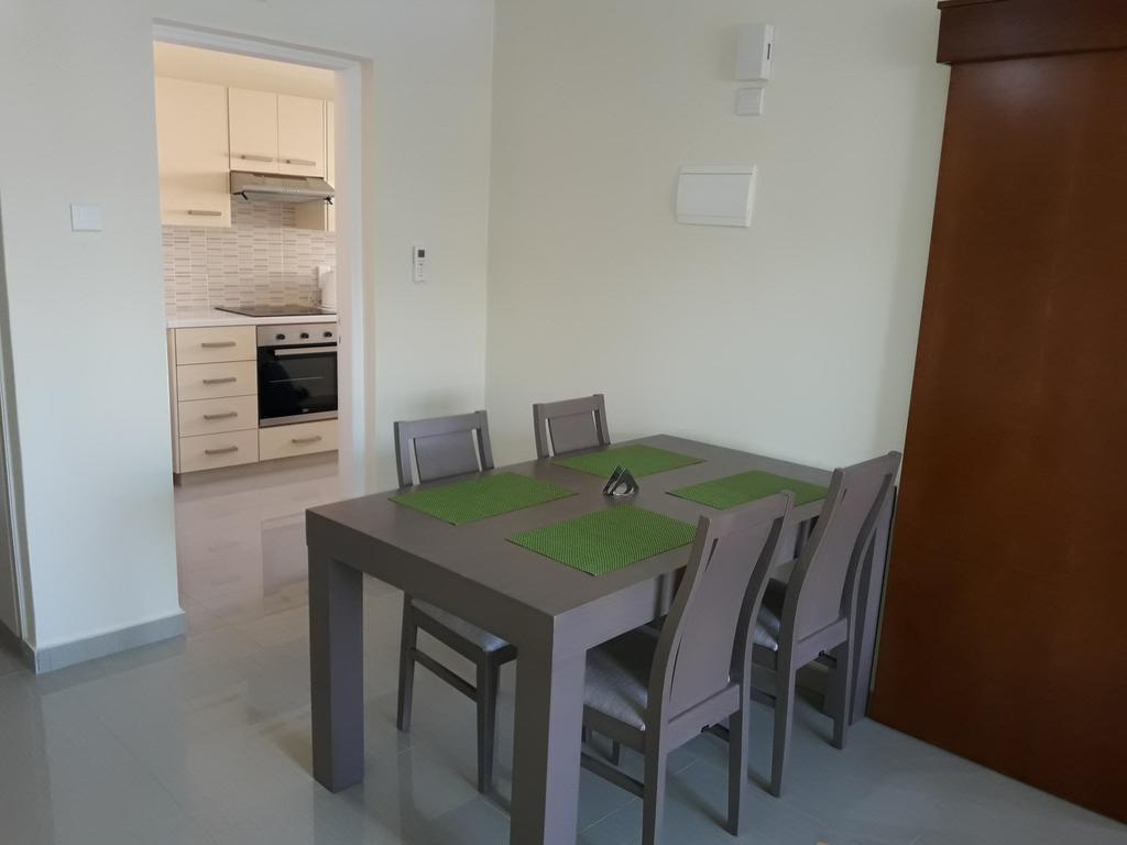 44 Tsimintia Court Apartment ลาร์นาคา ภายนอก รูปภาพ